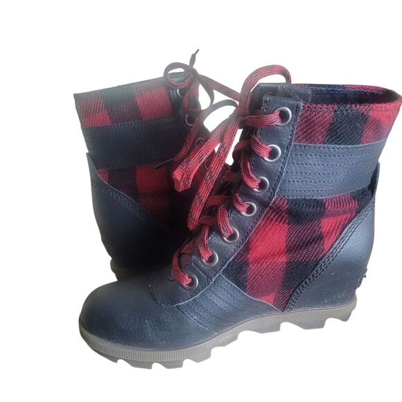 Sorel Lexie Wedge Boots Girls Size 4 Buffalo Plaid Red Black Outdoor Holiday - Picture 2 of 10